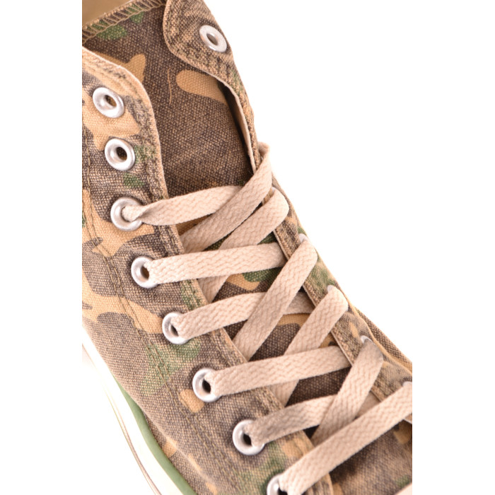 Converse vert clearance militaire